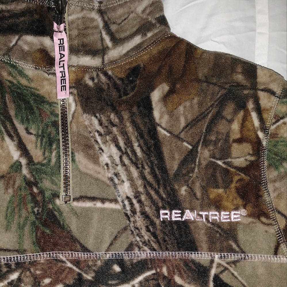 Realtree - Picture 2 of 3